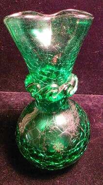 Vintage Emerald Green Crackle Glass Mini Bud Vase Applied Rigaree Collar 5" Hand